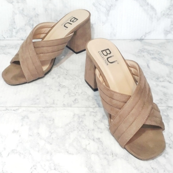 BU Shoes - Tan Slip On Block Heel Sandals